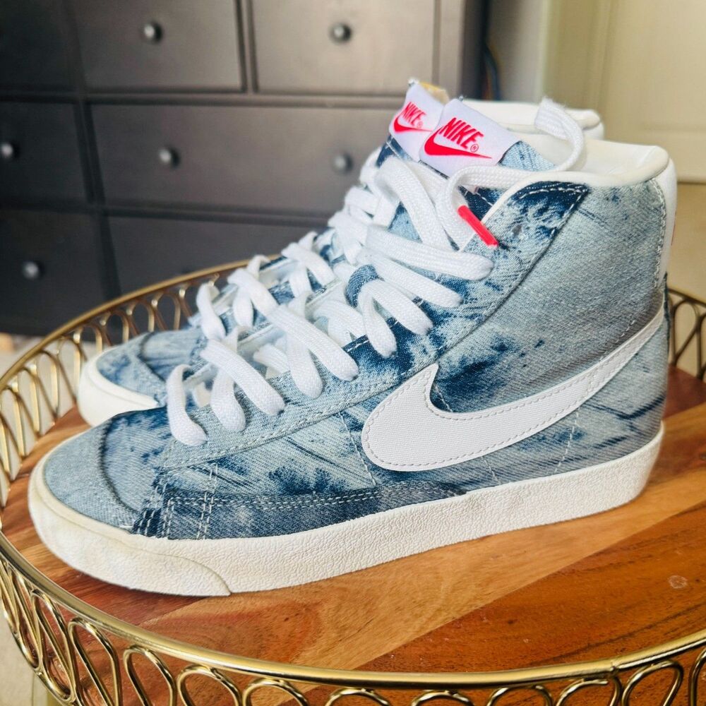 Nike Blazer Mid ’77 Washed Denim Women’s 6.5 DV2182-900 High Top